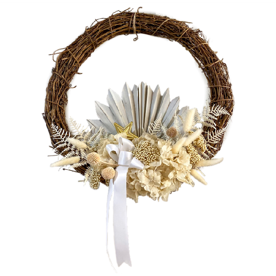 The elegance of an all white and neutral preserved floral wreath. This one also has a cute little gold star for that added Christmas bling! As the name says, these are forever lasting preserved florals. Just gorgeous! Approx Size 42cm x 42cm. 